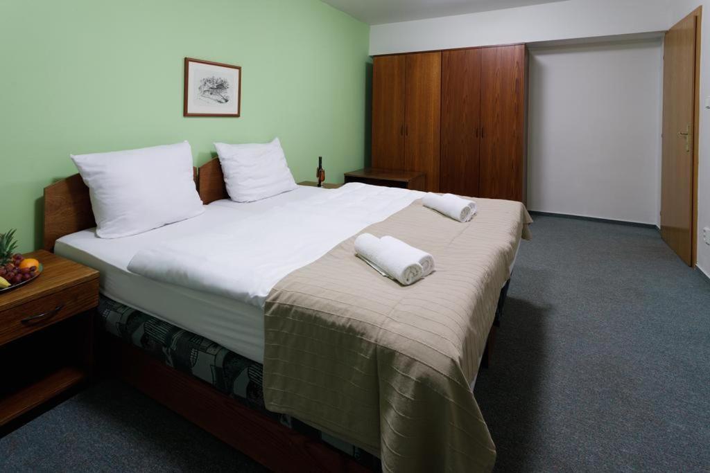 Hotel U Andela Michaela Javorna Экстерьер фото
